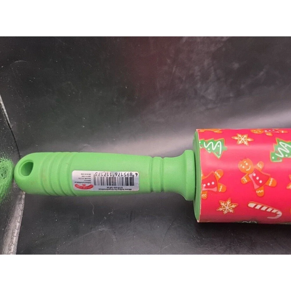 Gingerbread Men Silicone Rolling Pin Christmas HOLIDAY TIME  Red Green Stars